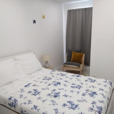 Apartamentos Areia E Mar Sul Vila Praia de Ancora Exterior photo