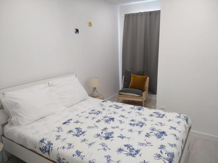 Apartamentos Areia E Mar Sul Vila Praia de Ancora Exterior photo