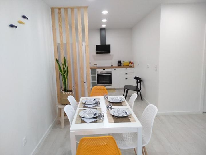 Apartamentos Areia E Mar Sul Vila Praia de Ancora Exterior photo
